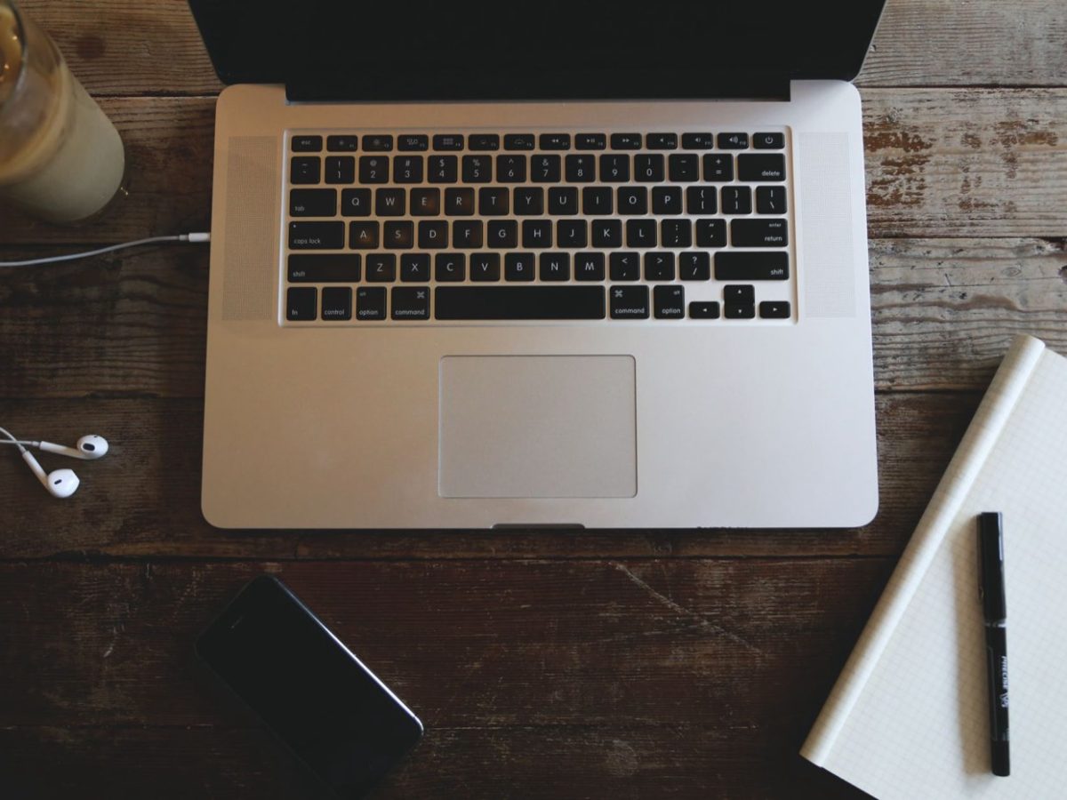 CRM gratuit pour TPE/PME : 3 vraies options gratuites et 4 essais