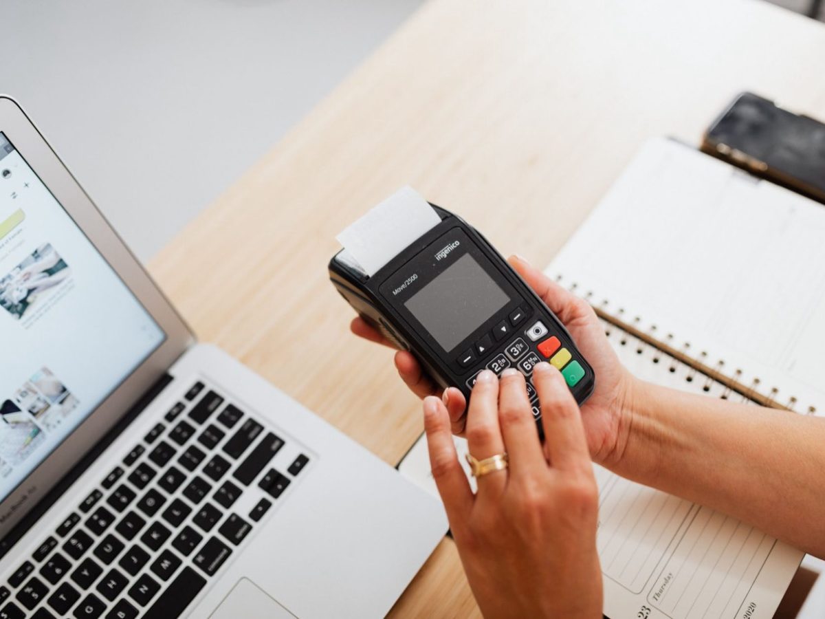 Logiciel devis et factures gratuit pour micro-entrepreneurs et
