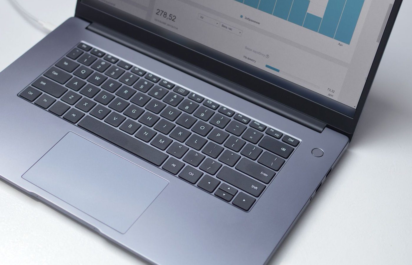 Semrush vs Ahrefs : choisir selon votre profil SEO
